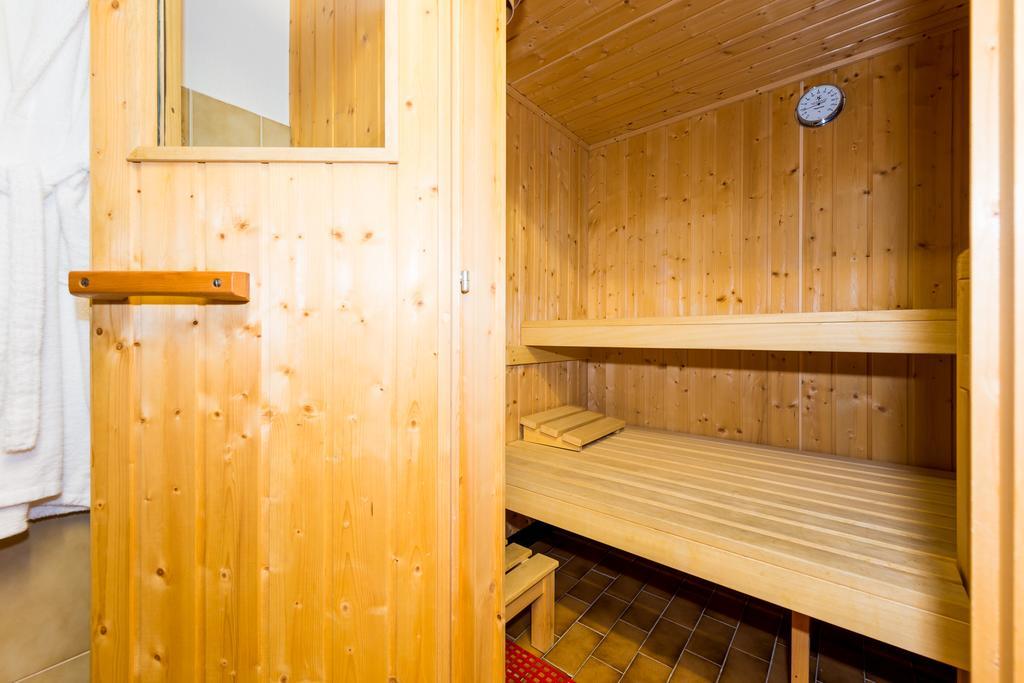 Haus Alba Apartment Саас-Алмагел Екстериор снимка