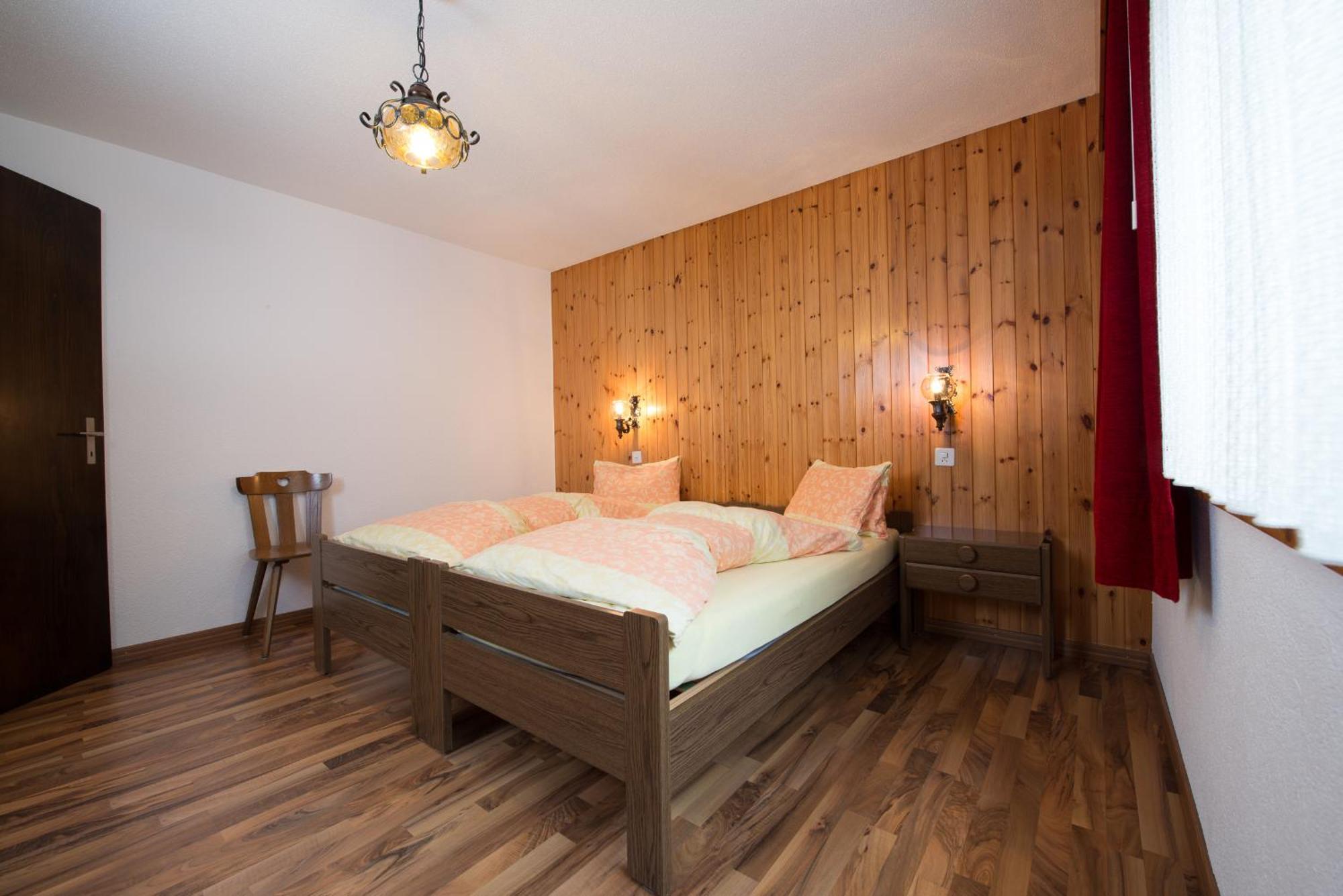 Haus Alba Apartment Саас-Алмагел Стая снимка