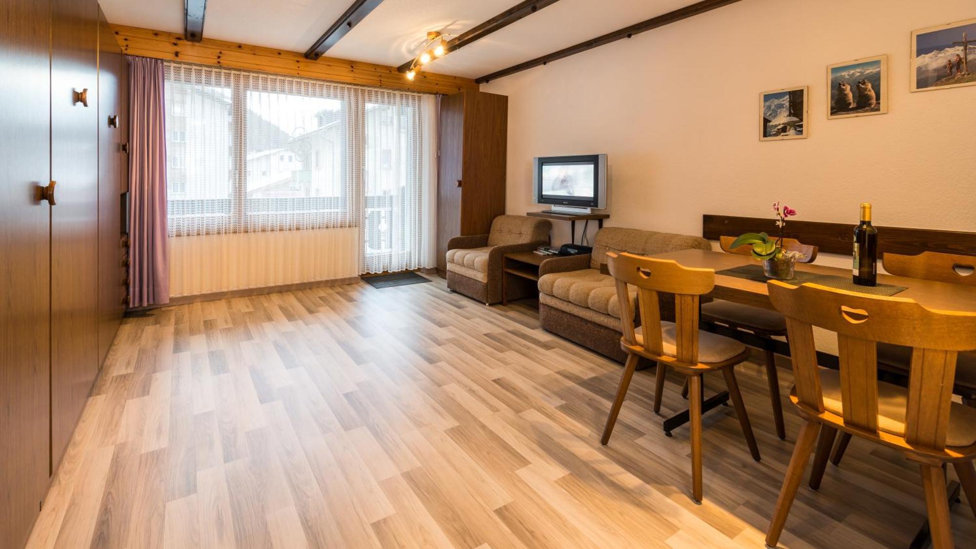Haus Alba Apartment Саас-Алмагел Екстериор снимка